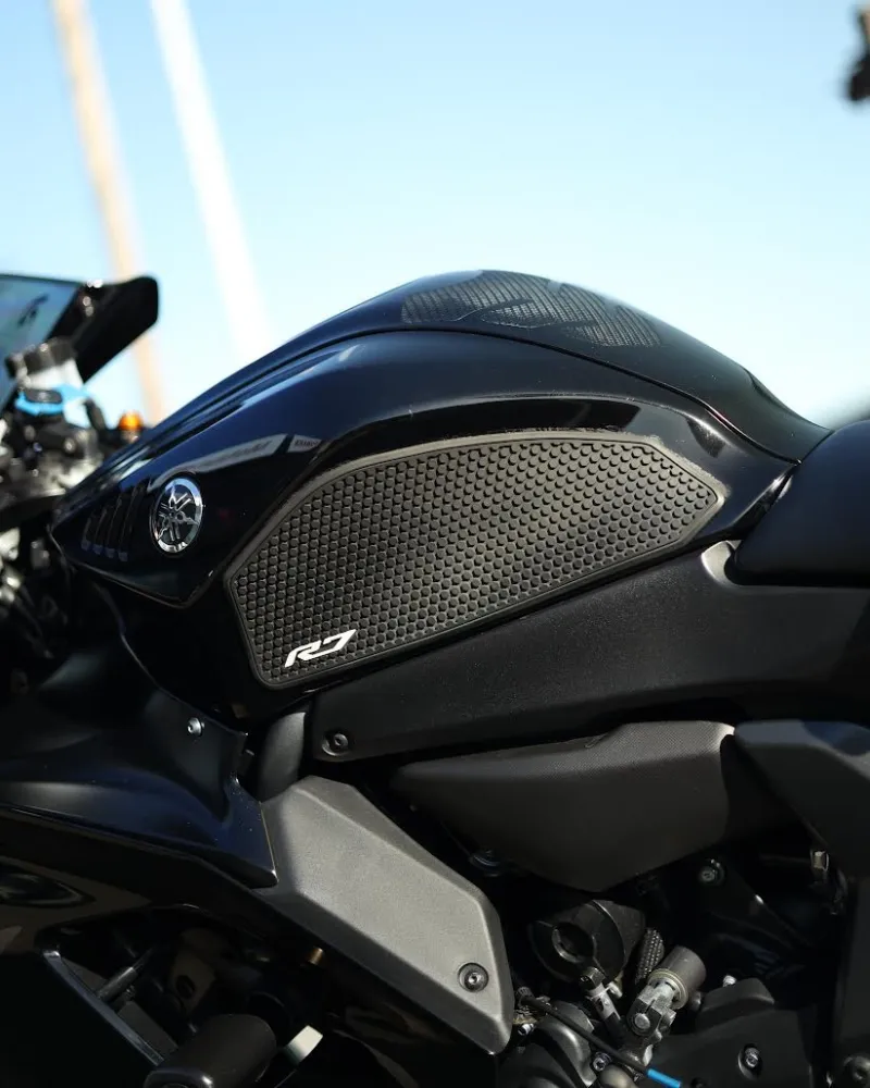 Yamaha R7 Full extras