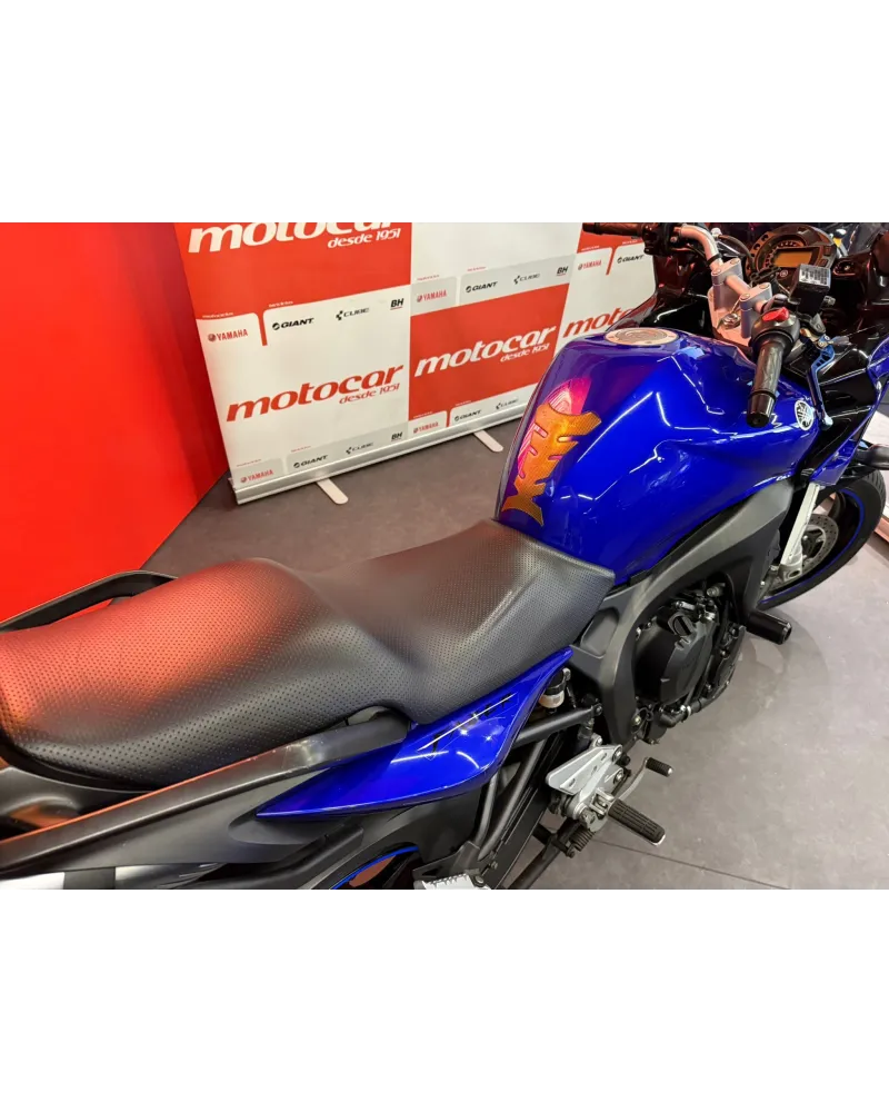 YAMAHA FAZER 600