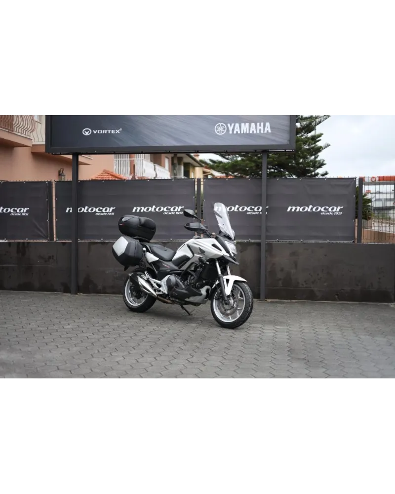 Honda NC750X DCT Branca