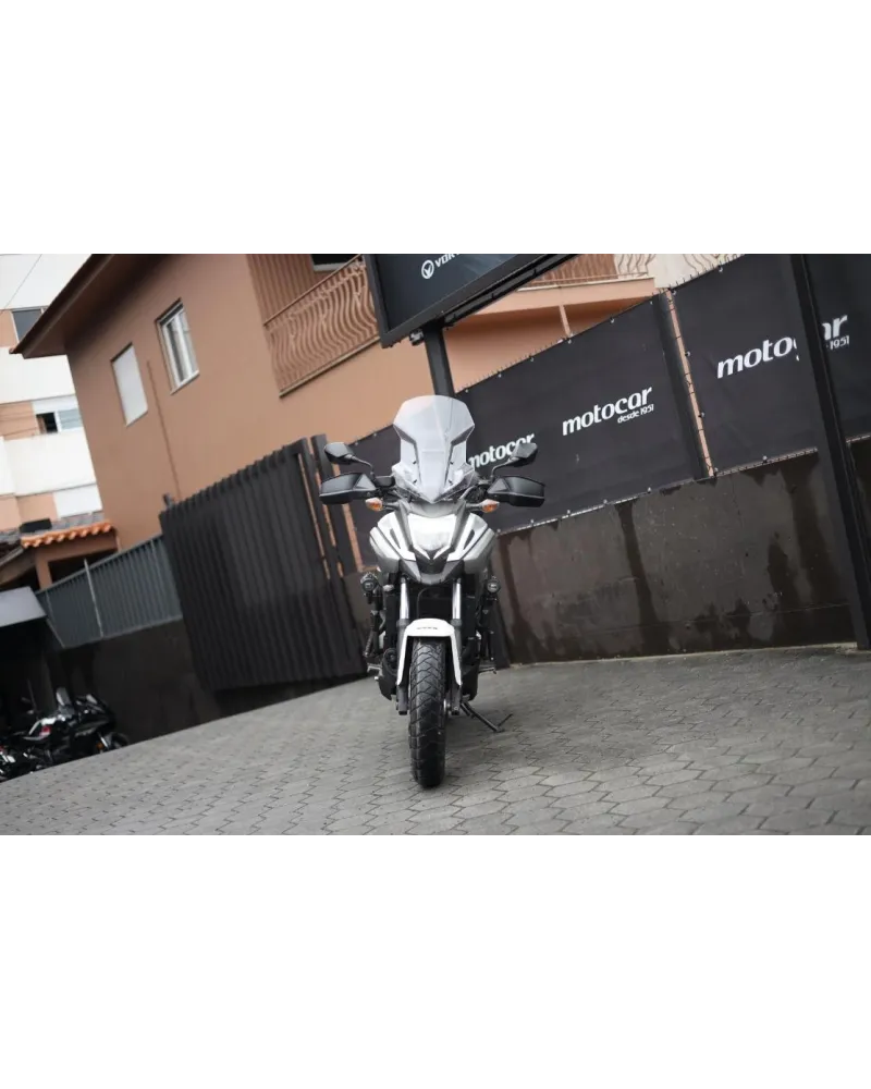 Honda NC750X DCT Branca