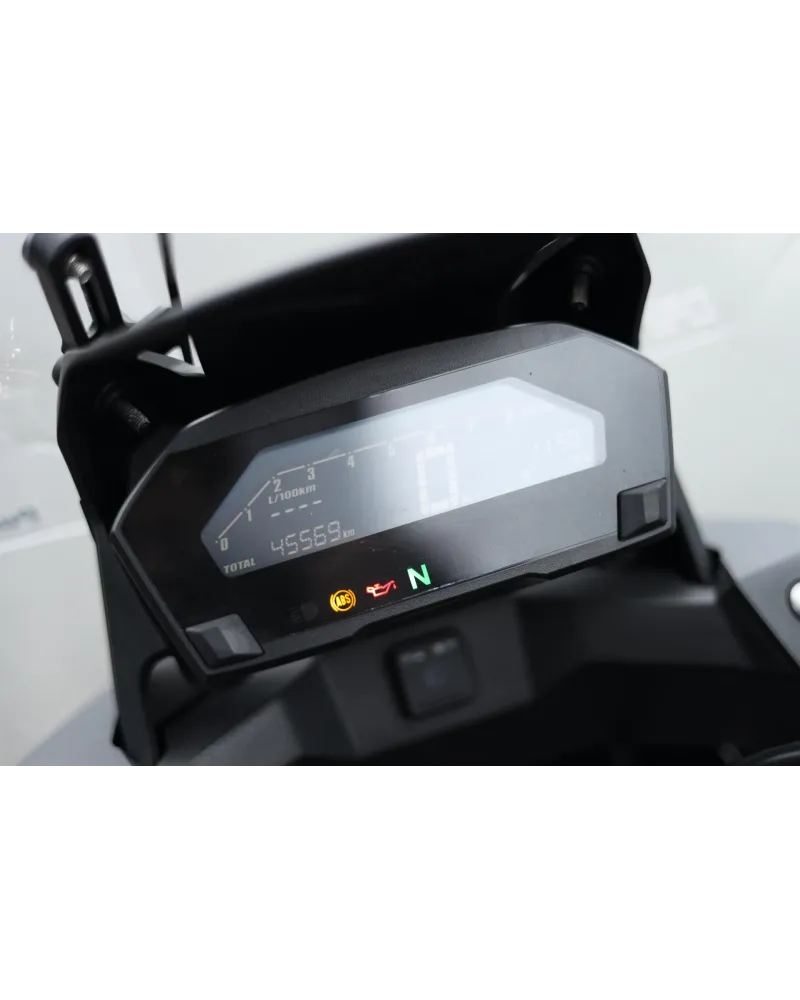 Honda NC750X DCT Branca