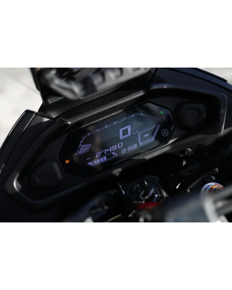 Yamaha Tracer 7 Vermelha