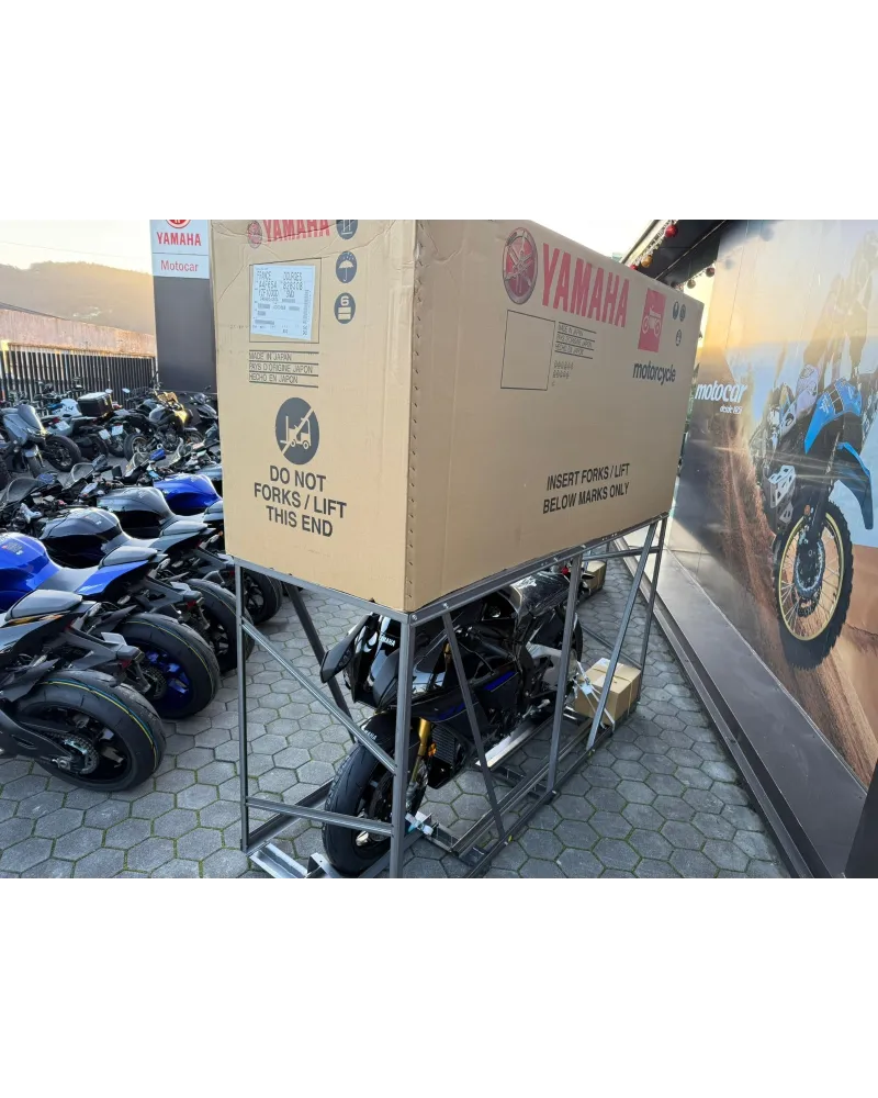 Yamaha YZF-R1 M — Nova 0 km | Últimas 2 Unidades | Motocar
