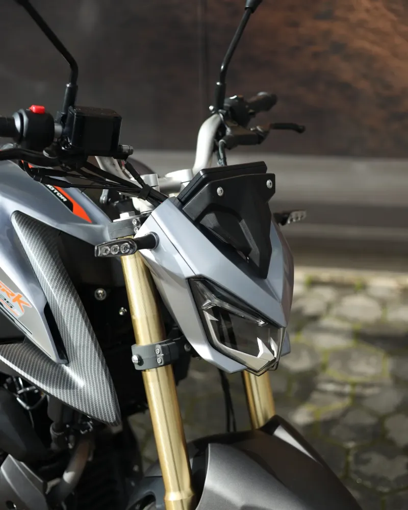 QJMotor SRK 125 2025 – 10.100 km – Naked 125cc – Motocar Vila das Aves