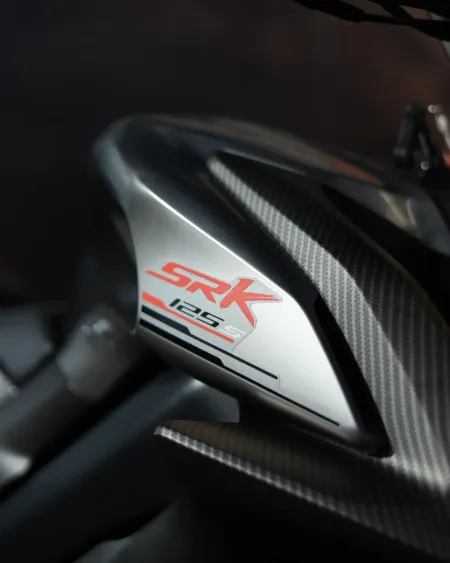 QJMotor SRK 125 2025 – 10.100 km – Naked 125cc – Motocar Vila das Aves