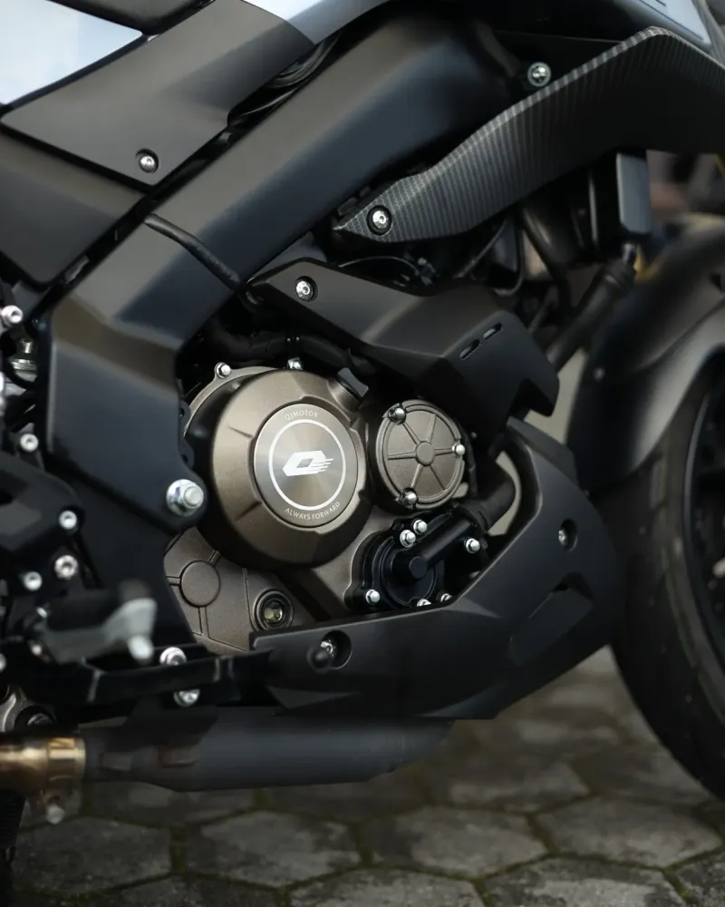 QJMotor SRK 125 2025 – 10.100 km – Naked 125cc – Motocar Vila das Aves