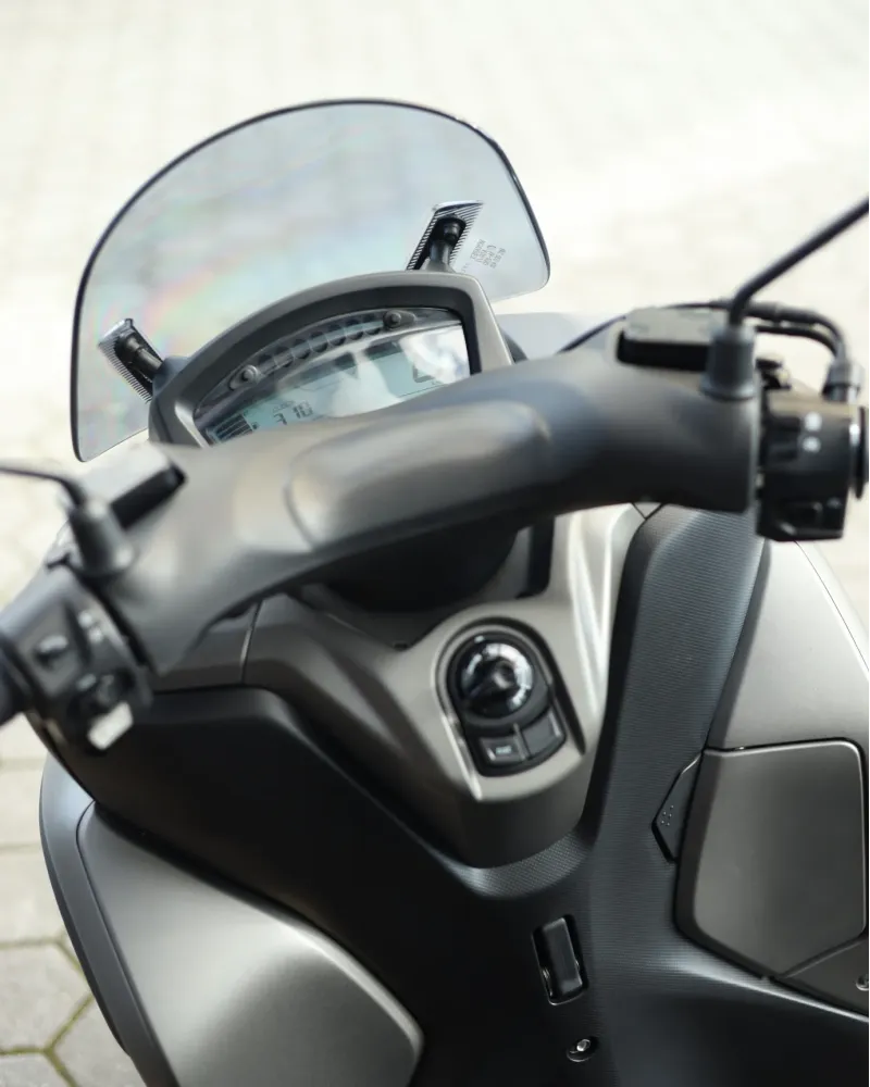 Yamaha Tricity 125 2023 – 14.315 km – Scooter 3 Rodas – Motocar Vila das Aves | Santo Tirso Porto