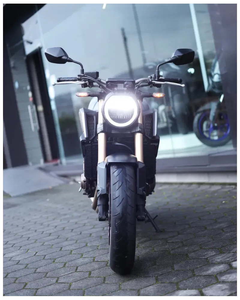 Honda CB650R 2022 – 25.525 km – Naked 4 Cilindros – Motocar Vila das Aves | Santo Tirso Porto