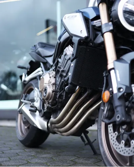 Honda CB650R 2022 – 25.525 km – Naked 4 Cilindros – Motocar Vila das Aves | Santo Tirso Porto