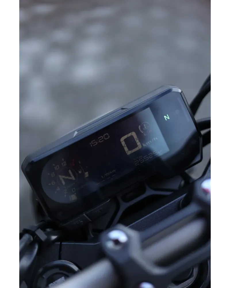 Honda CB650R 2022 – 25.525 km – Naked 4 Cilindros – Motocar Vila das Aves | Santo Tirso Porto