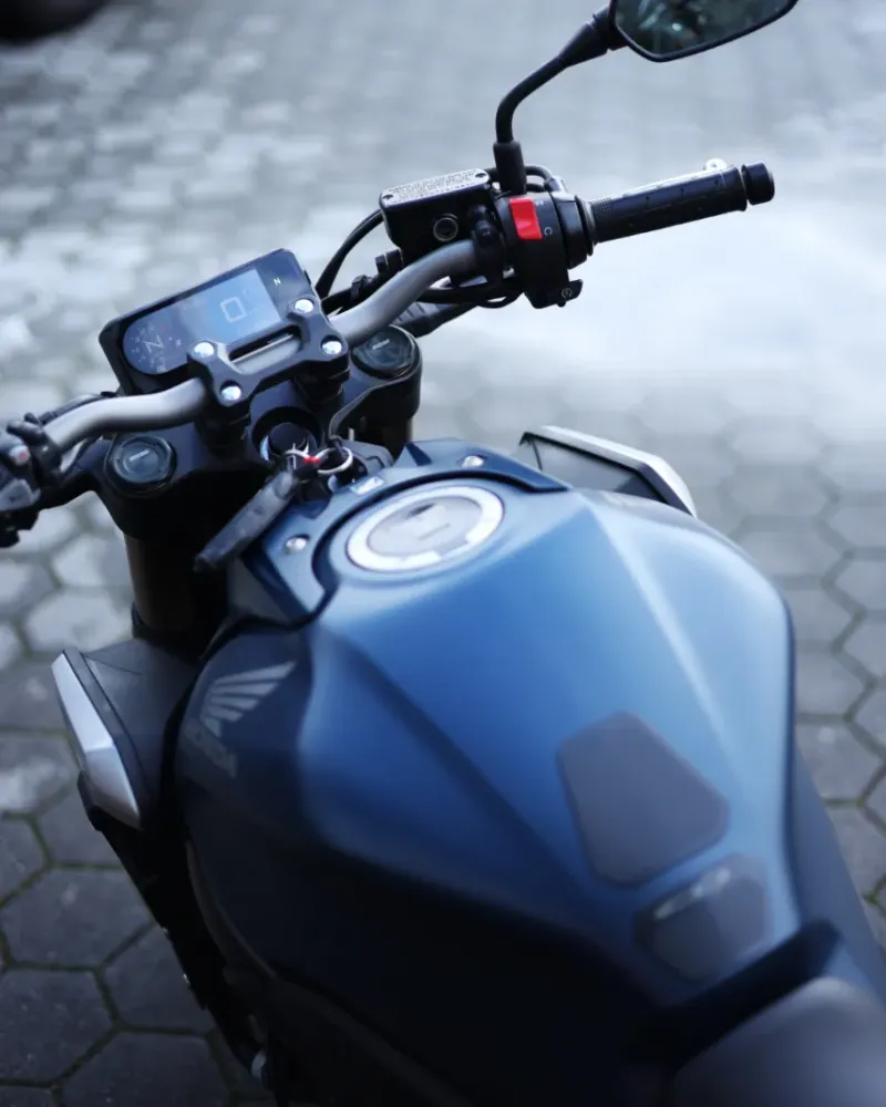 Honda CB650R 2022 – 25.525 km – Naked 4 Cilindros – Motocar Vila das Aves | Santo Tirso Porto