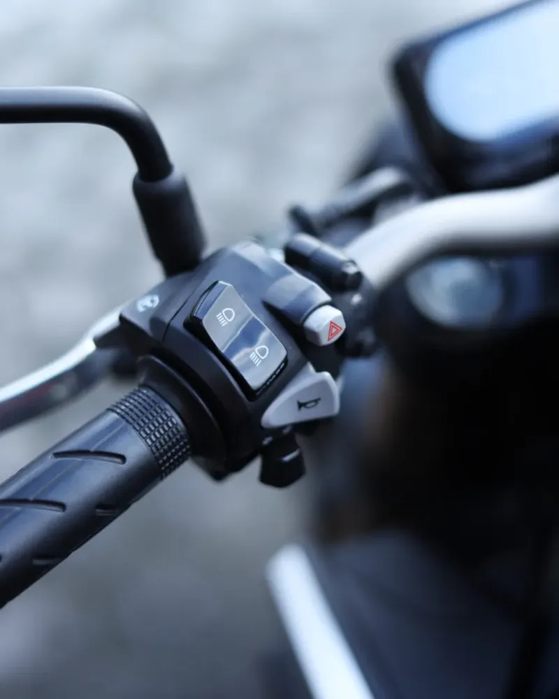 Honda CB650R 2022 – 25.525 km – Naked 4 Cilindros – Motocar Vila das Aves | Santo Tirso Porto