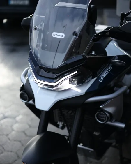 CFMOTO 800MT Explorer 2025 – 789 km – Como Nova – Motocar Vila das Aves | Santo Tirso Porto