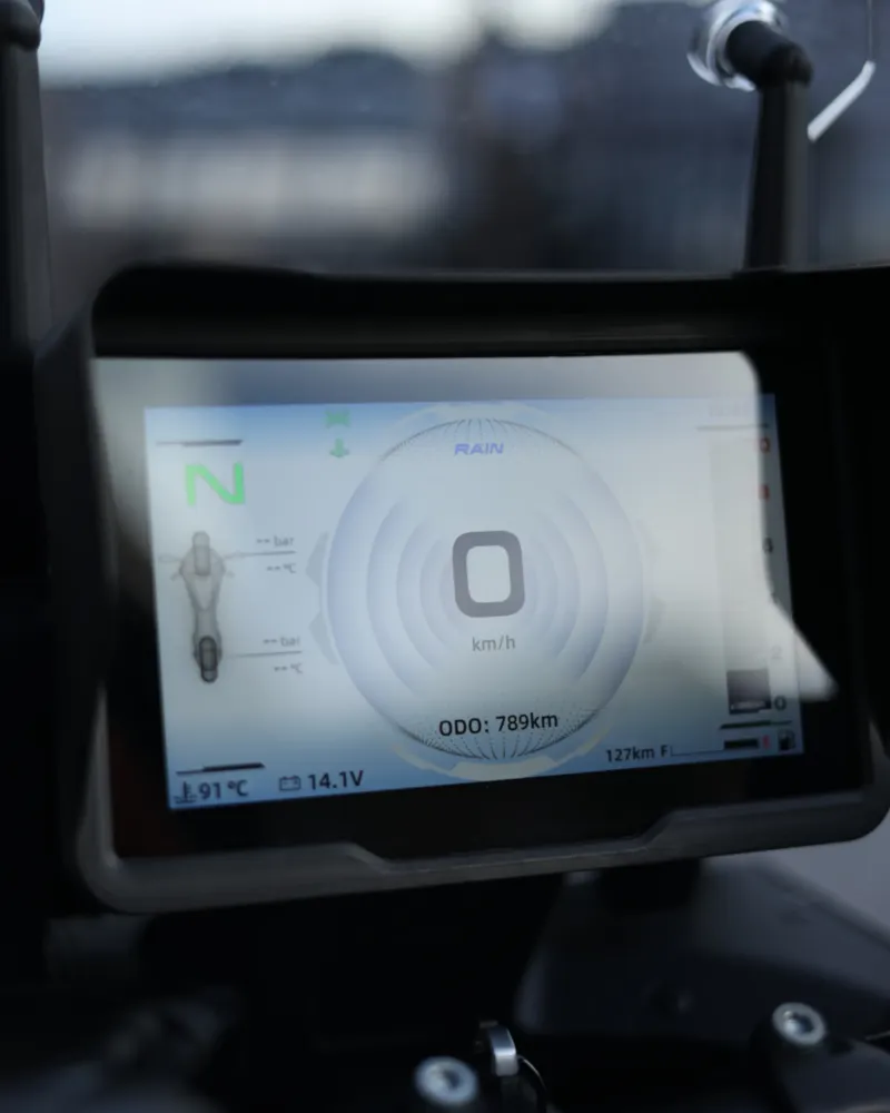 CFMOTO 800MT Explorer 2025 – 789 km – Como Nova – Motocar Vila das Aves | Santo Tirso Porto