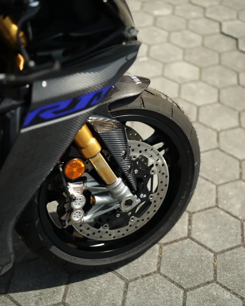 Yamaha YZF-R1 M — Nova 0 km | Últimas 2 Unidades | Motocar