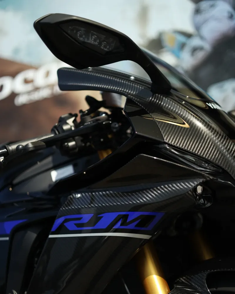 Yamaha YZF-R1 M — Nova 0 km | Últimas 2 Unidades | Motocar