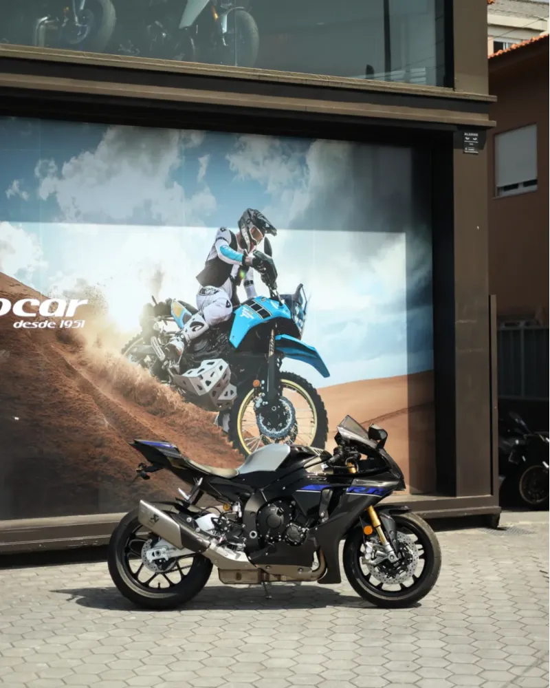 Yamaha YZF-R1 M — Nova 0 km | Últimas 2 Unidades | Motocar