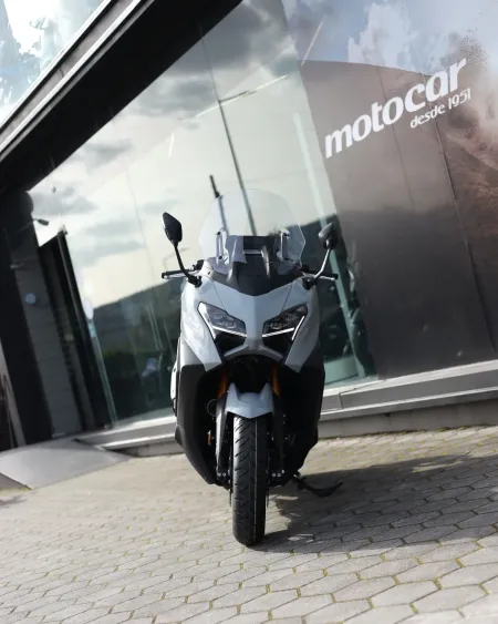 Yamaha TMAX TECH MAX