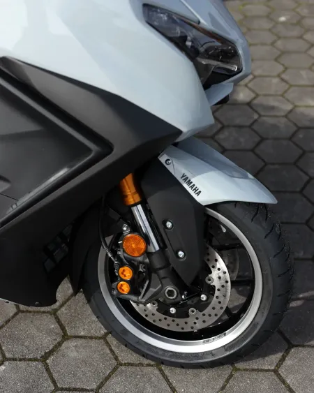 Yamaha TMAX TECH MAX
