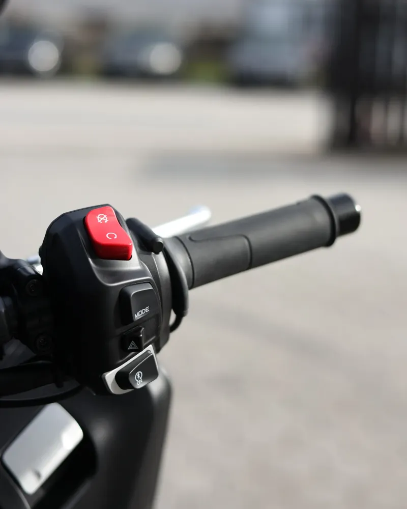 Yamaha TMAX TECH MAX