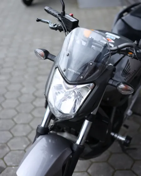 Honda NC700S 2013 | 42.510 km | Naked Económica e Fiável | Motocar Vila das Aves (Santo Tirso, Porto)