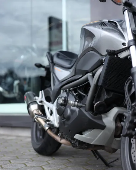 Honda NC700S 2013 | 42.510 km | Naked Económica e Fiável | Motocar Vila das Aves (Santo Tirso, Porto)