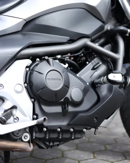 Honda NC700S 2013 | 42.510 km | Naked Económica e Fiável | Motocar Vila das Aves (Santo Tirso, Porto)