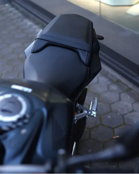 Honda CB650R 2023 | 5.450 km | Naked Neo Sports Café | Motocar Vila das Aves (Santo Tirso, Porto)