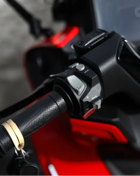 QJMotor Fort 125N 2026 – Scooter 125cc Nova – Motocar Vila das Aves | Santo Tirso Porto