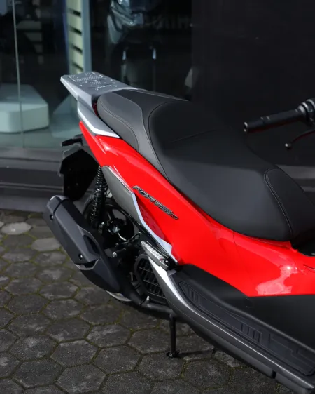 QJMotor Fort 125N 2026 – Scooter 125cc Nova – Motocar Vila das Aves | Santo Tirso Porto