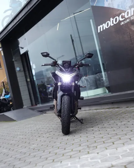 CFMOTO 800NK 2023 – 35.490 km – Naked 799cc – Motocar Vila das Aves | Santo Tirso Porto