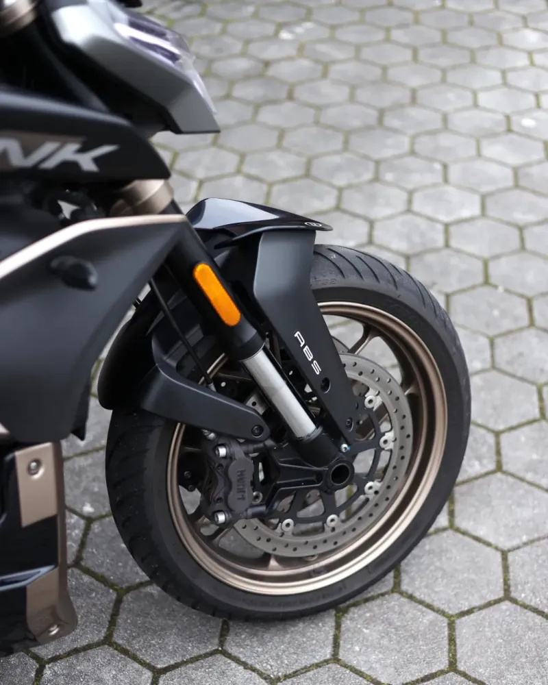 CFMOTO 800NK 2023 – 35.490 km – Naked 799cc – Motocar Vila das Aves | Santo Tirso Porto