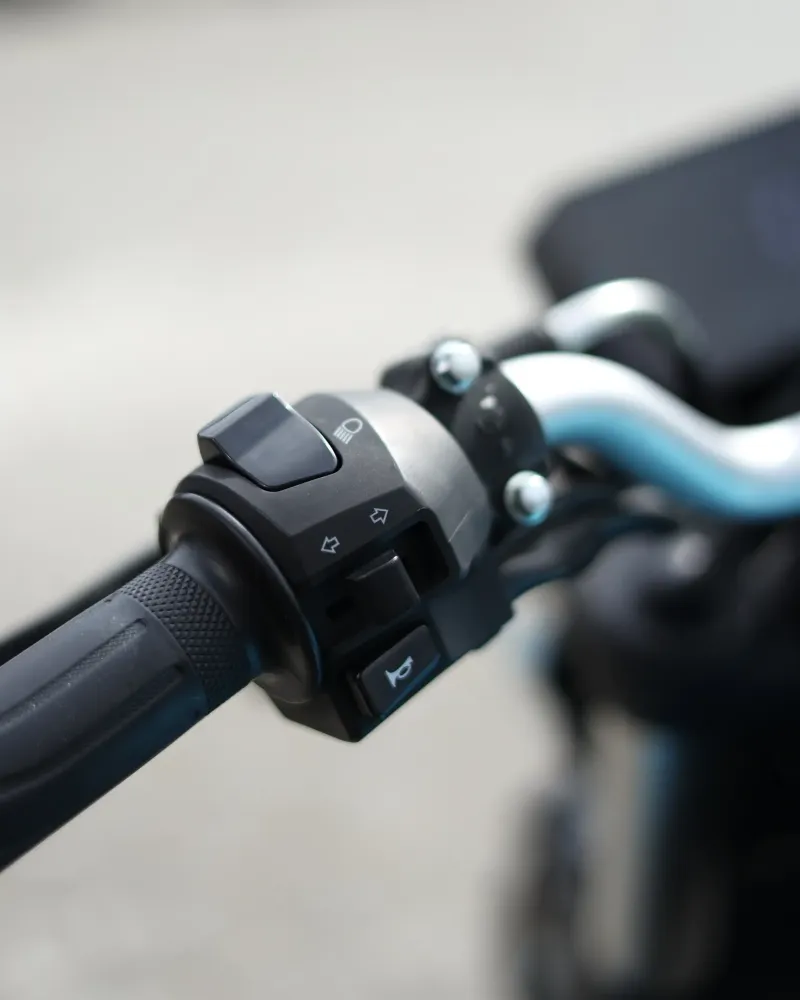 VOGE 125R 2023 – 10.708 km – Naked 125cc Moderna – Motocar Vila das Aves | Santo Tirso Porto