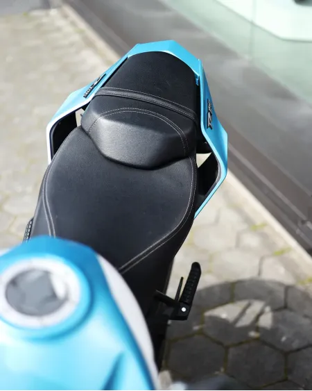 VOGE 125R 2023 – 10.708 km – Naked 125cc Moderna – Motocar Vila das Aves | Santo Tirso Porto