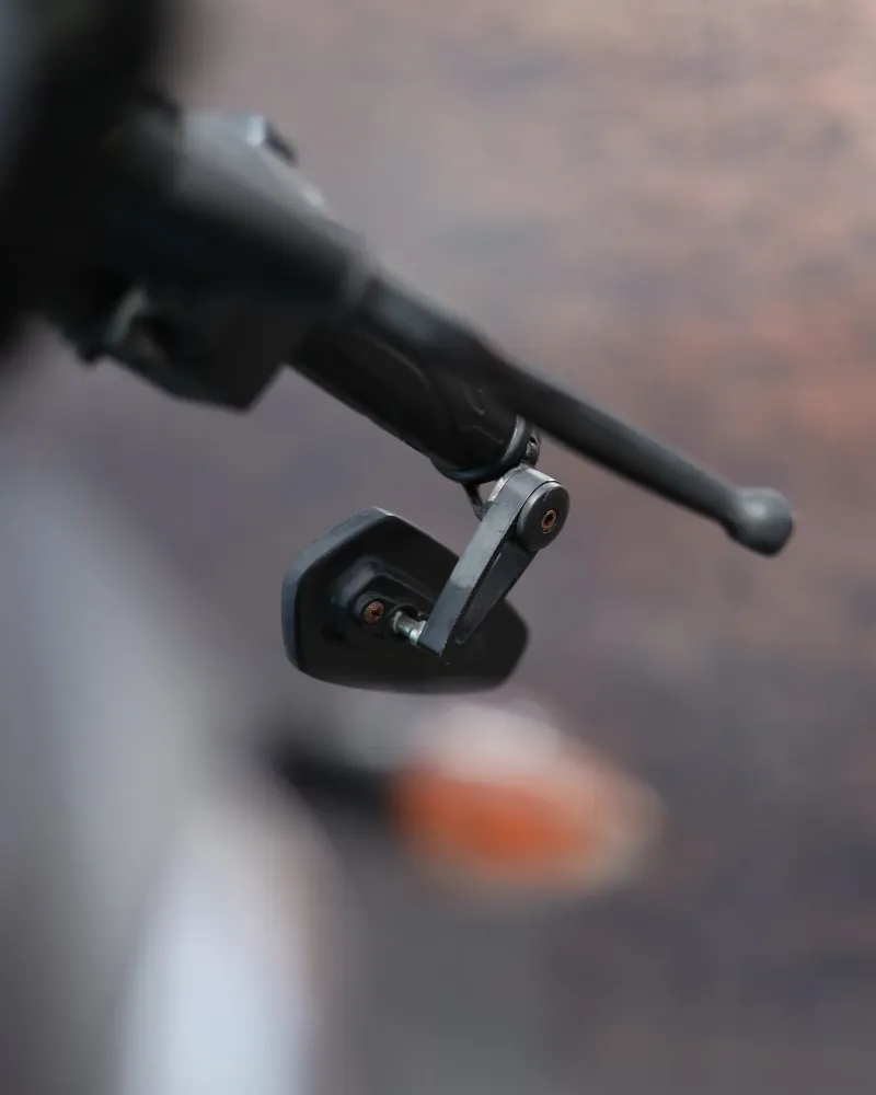 VOGE 125R 2023 – 10.708 km – Naked 125cc Moderna – Motocar Vila das Aves | Santo Tirso Porto