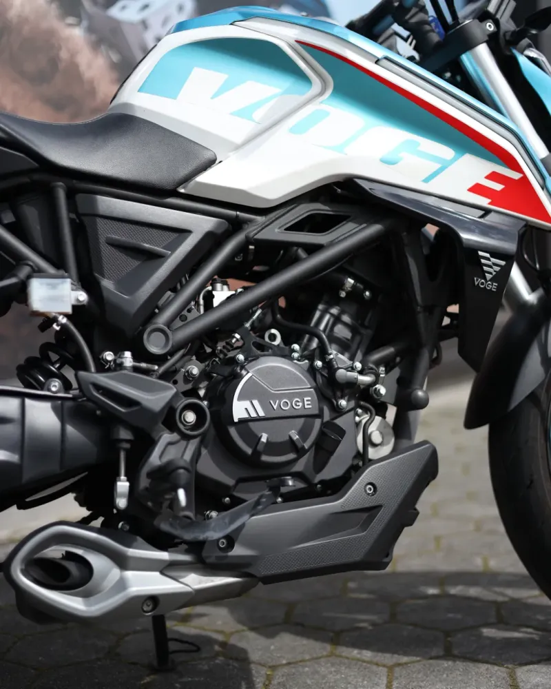 VOGE 125R 2023 – 10.708 km – Naked 125cc Moderna – Motocar Vila das Aves | Santo Tirso Porto