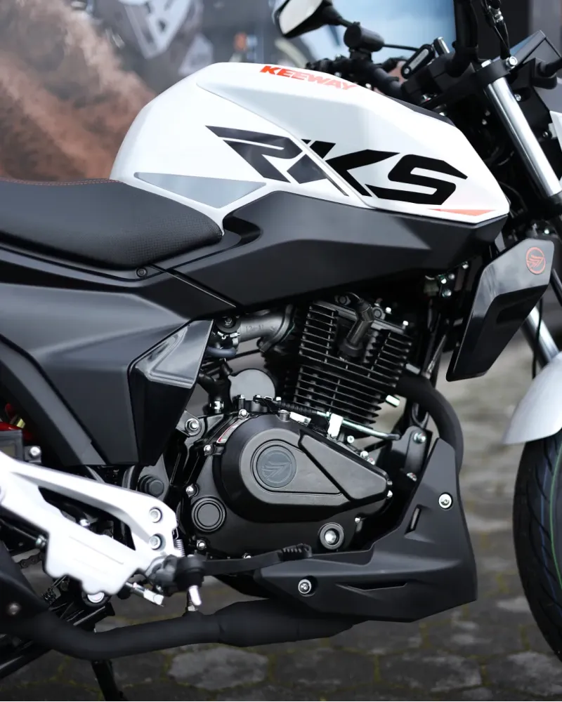 Keeway RKS 125 2026 Nova – Naked 125cc Económica – Motocar Vila das Aves | Santo Tirso Porto
