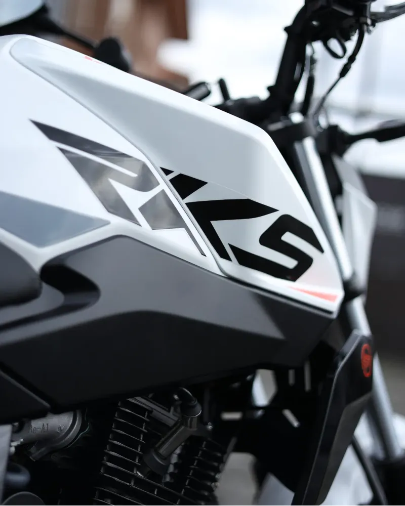 Keeway RKS 125 2026 Nova – Naked 125cc Económica – Motocar Vila das Aves | Santo Tirso Porto