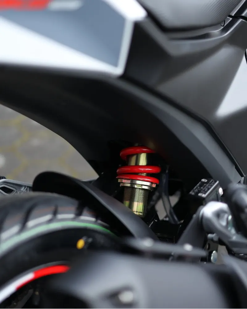 Keeway RKS 125 2026 Nova – Naked 125cc Económica – Motocar Vila das Aves | Santo Tirso Porto