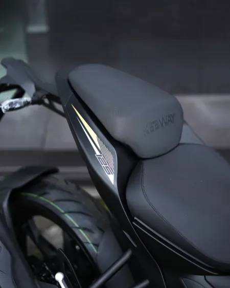 Keeway RKF 125 2026 Nova – Naked Desportiva 125cc – Motocar Vila das Aves | Santo Tirso Porto