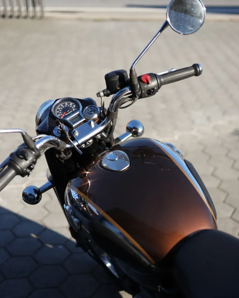 Royal Enfield Classic 350 2022 – 9.616 km – Estilo Clássico – Motocar Vila das Aves | Santo Tirso Porto