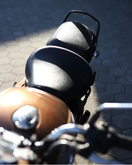 Royal Enfield Classic 350 2022 – 9.616 km – Estilo Clássico – Motocar Vila das Aves | Santo Tirso Porto