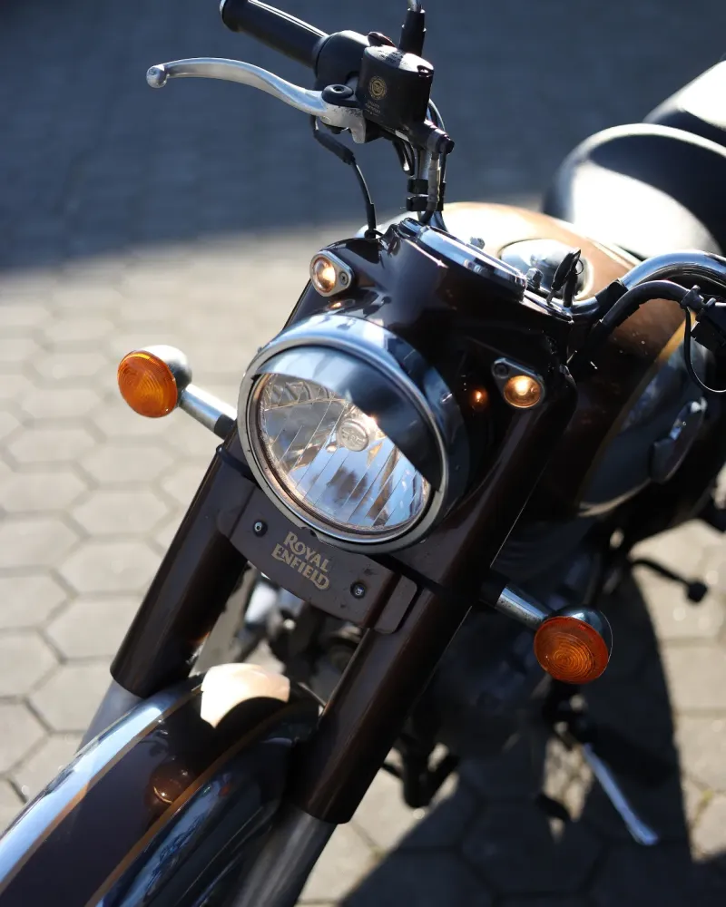 Royal Enfield Classic 350 2022 – 9.616 km – Estilo Clássico – Motocar Vila das Aves | Santo Tirso Porto