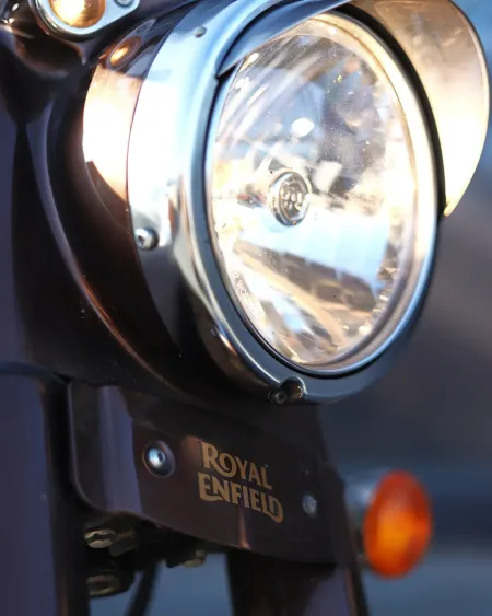 Royal Enfield Classic 350 2022 – 9.616 km – Estilo Clássico – Motocar Vila das Aves | Santo Tirso Porto