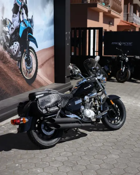 Keeway Superlight Standard Edition 2026 Nova – Custom 125cc – Motocar Vila das Aves | Santo Tirso Porto