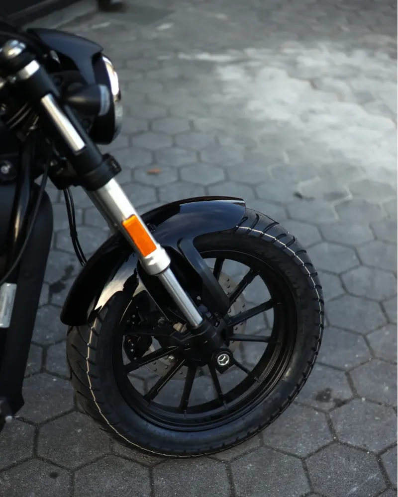 QJ Motor SRV 12 2026 Nova – Custom 125cc – Motocar Vila das Aves | Santo Tirso Porto