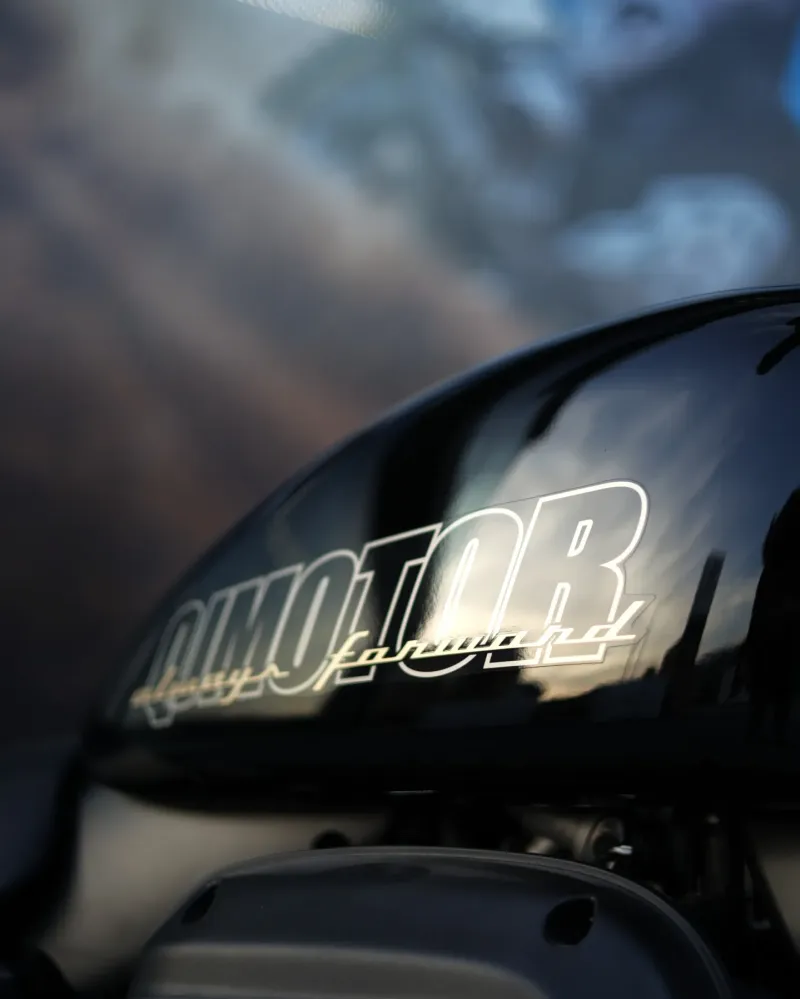 QJ Motor SRV 12 2026 Nova – Custom 125cc – Motocar Vila das Aves | Santo Tirso Porto