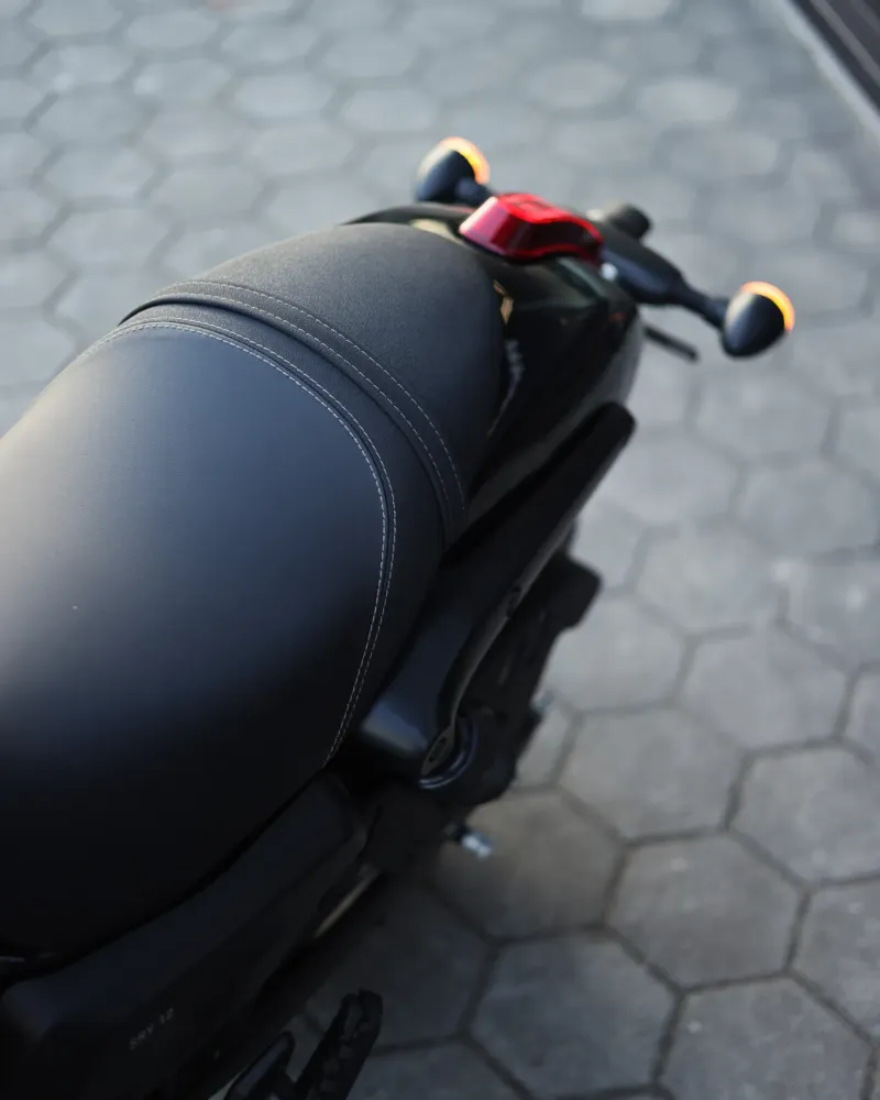 QJ Motor SRV 12 2026 Nova – Custom 125cc – Motocar Vila das Aves | Santo Tirso Porto