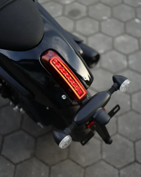 QJ Motor SRV 12 2026 Nova – Custom 125cc – Motocar Vila das Aves | Santo Tirso Porto