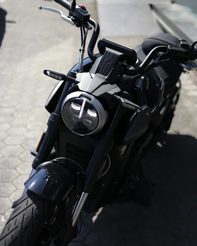 Morbidelli C1002V 2025 – 1.332 km – Cruiser Premium – Motocar Vila das Aves | Santo Tirso Porto